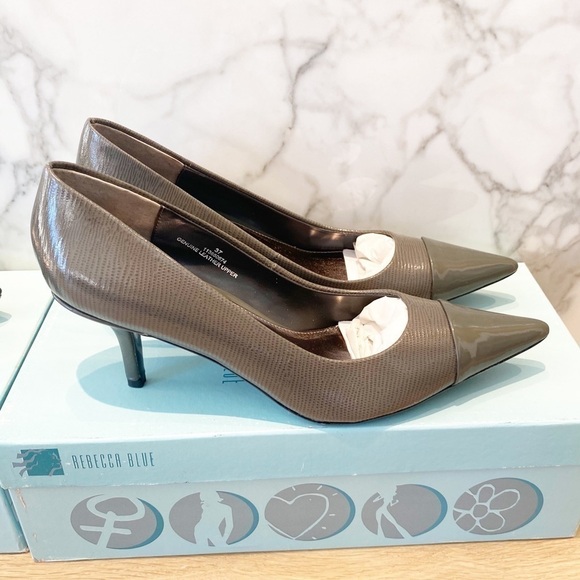 BNIB Gorgeous heels from Town Shoes - black or grey - Picture 3 of 5